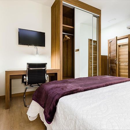 Hostal Arriola Granada Exteriör bild