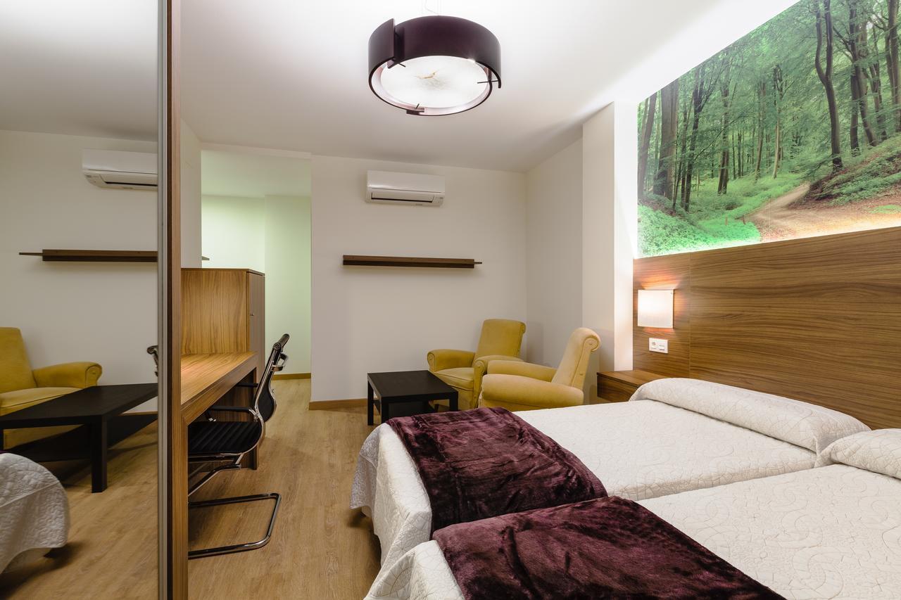 Hostal Arriola Granada Exteriör bild