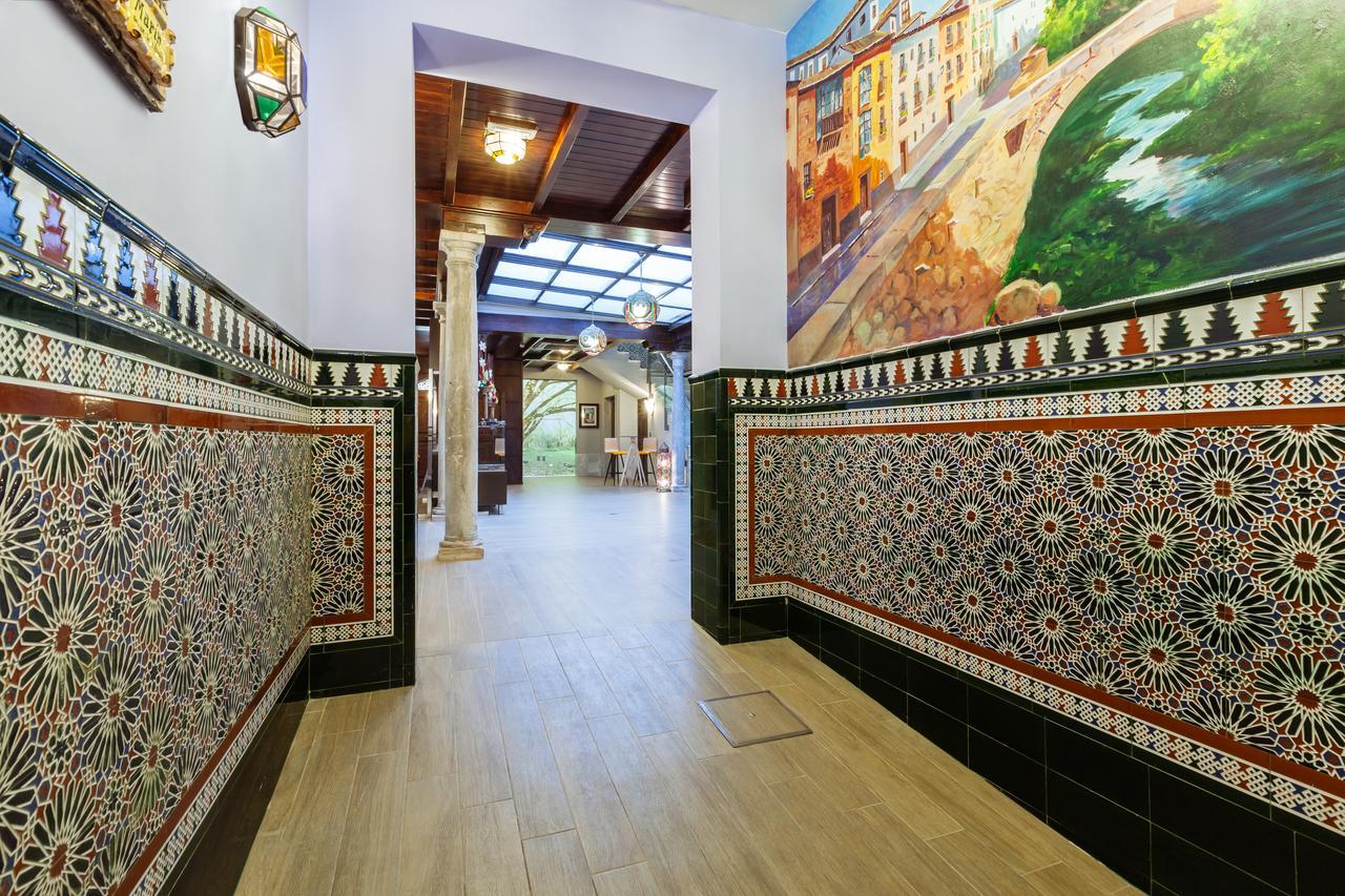 Hostal Arriola Granada Exteriör bild