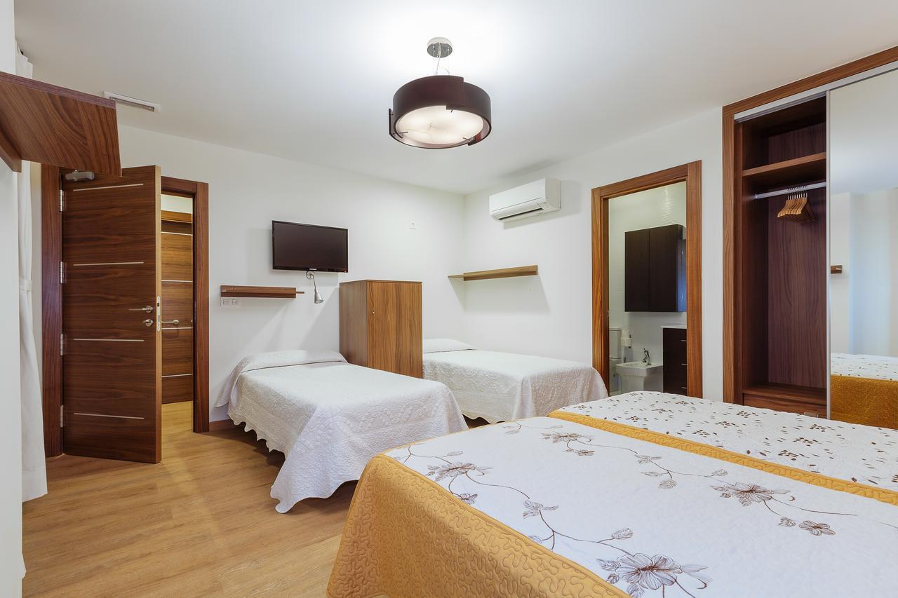 Hostal Arriola Granada Exteriör bild
